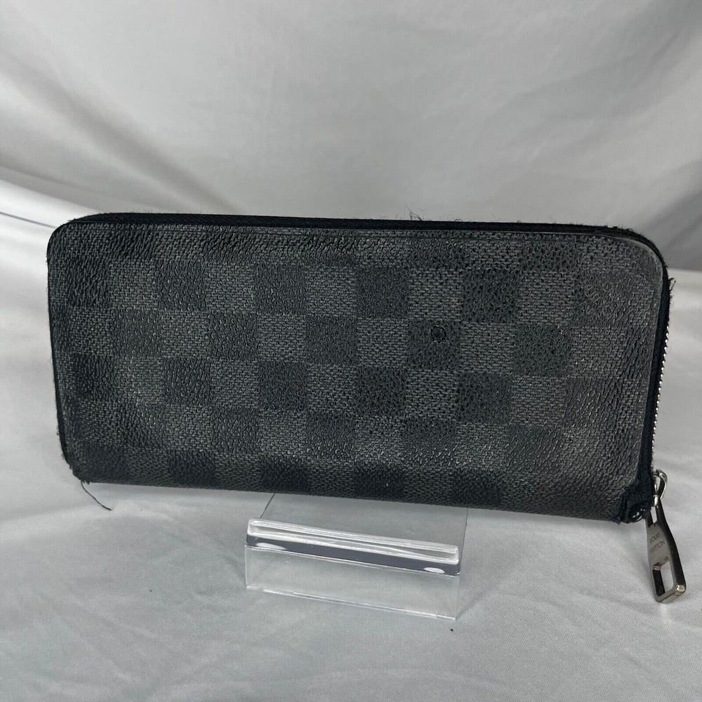 Louis Vuitton Wallet Damier Graphite Zip Around Travel Wallet, Code: CA 0112 - Picture 2 of 11